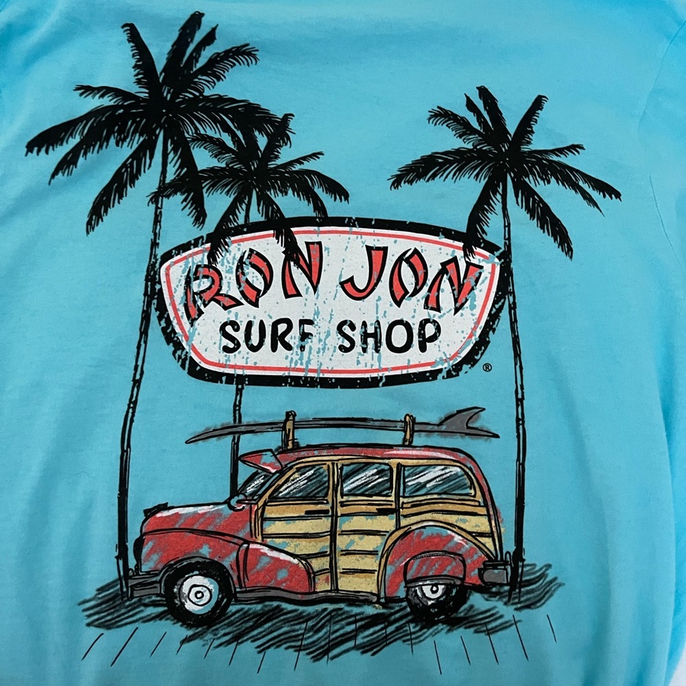 Blue longsleeve RonJon shirt